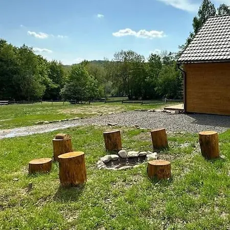 Tiny House & Ac Chalet *