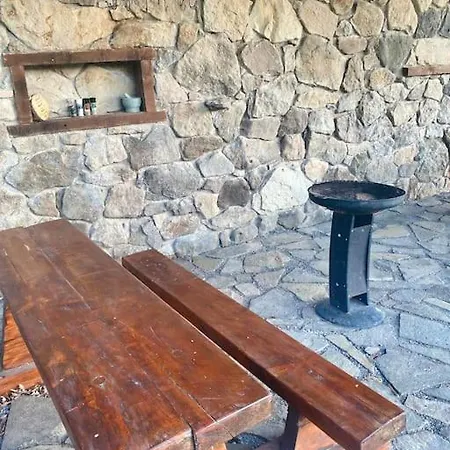 Tiny House & Ac בקתה Banská Štiavnica